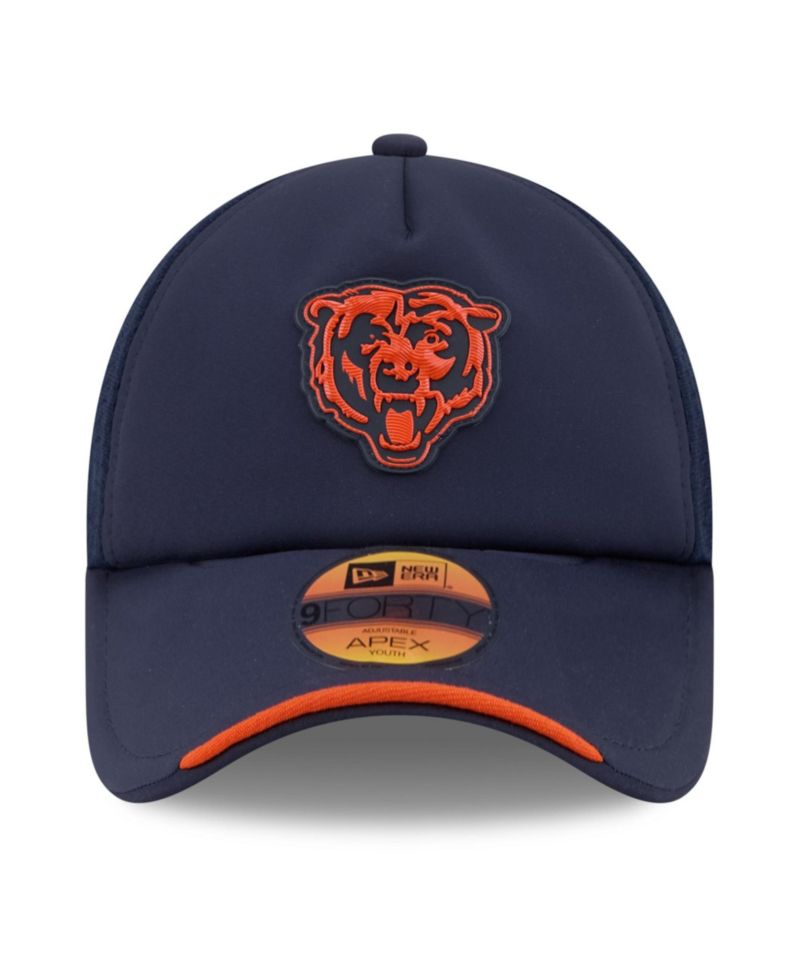 Big Boys and Girls Navy Chicago Bears 2026 Sideline Apex 9FORTY Adjustable Trucker Hat
