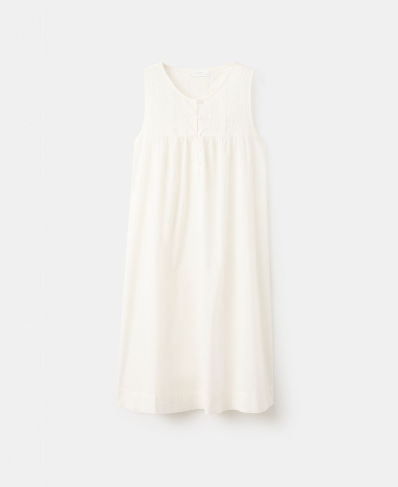 Women's Embroidered Detail Cotton Nightdress