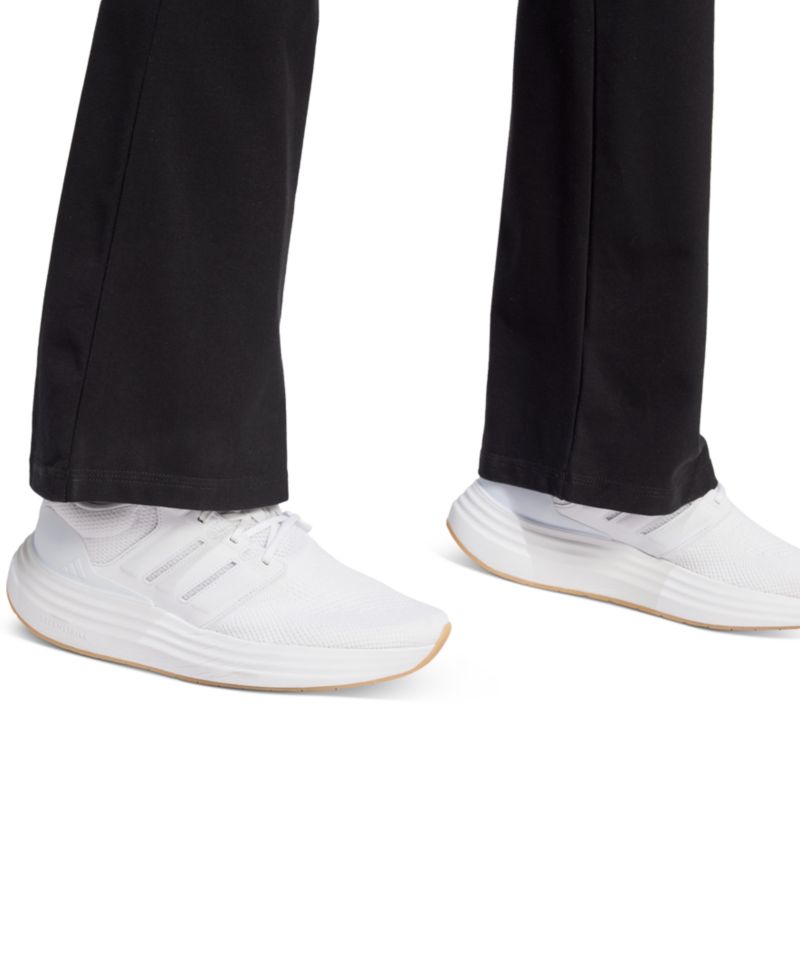 Women's Essentials Small Logo Flared Leggings