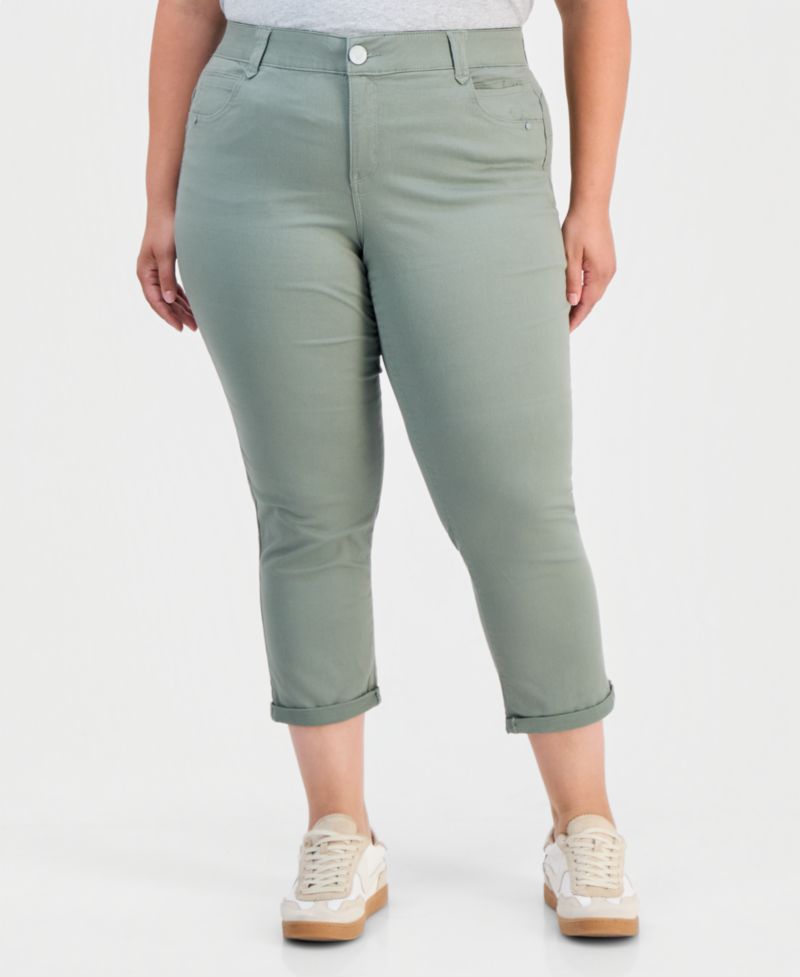 Plus Size Booty Lift Mid-Rise Cropped Pants
