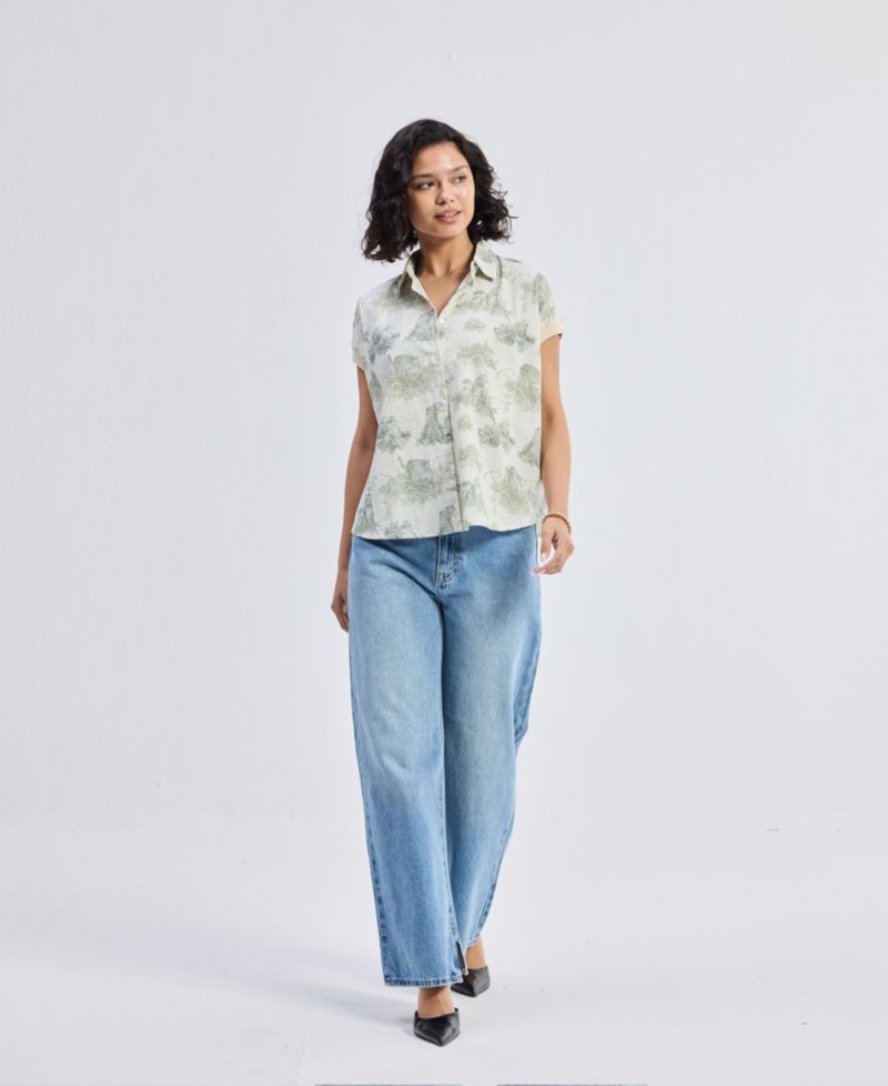 Women's Relaxed-fit Button-down Shirt in Animal print