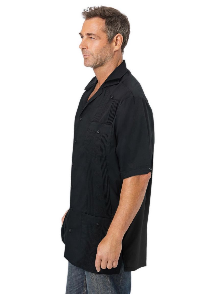 Men's Short-Sleeve Guayabera Shirt