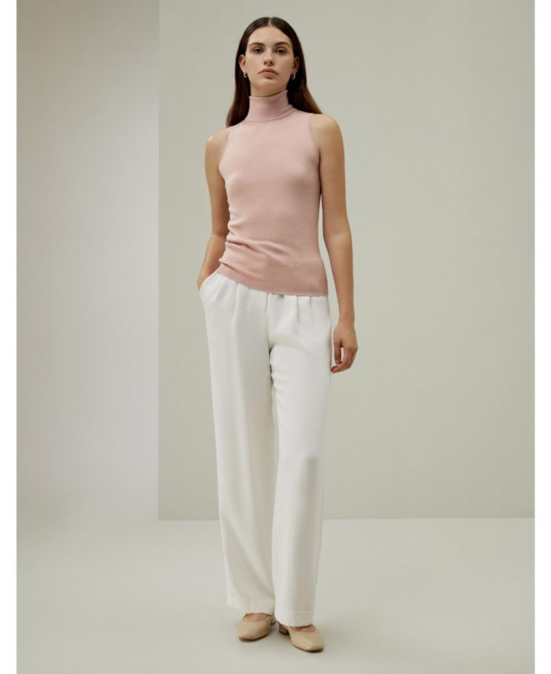 Women's Minimalist Sleeveless Turtleneck Silk-Nylon Top