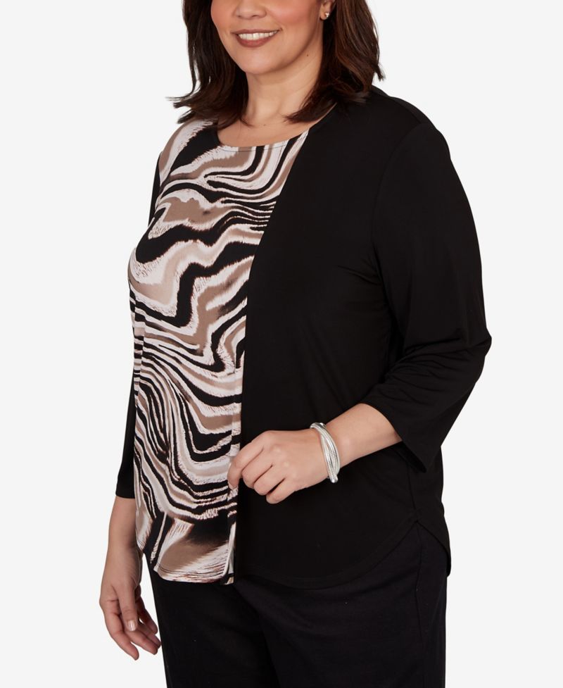 Plus Size Vertical Spliced Animal Puff Printed Top