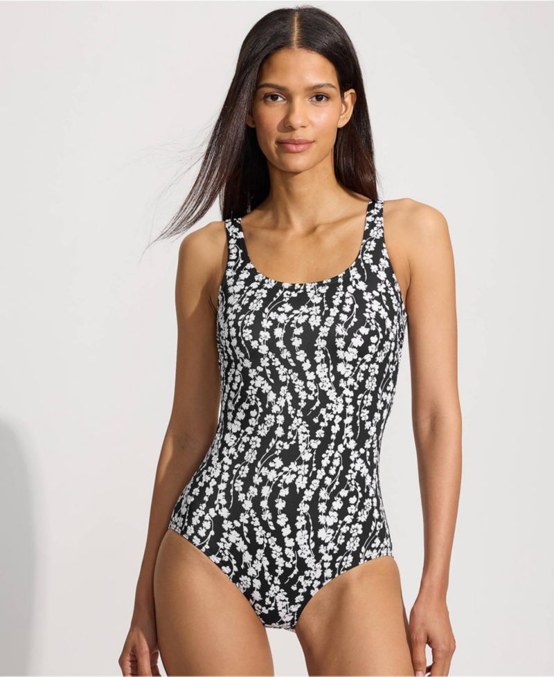 Women's D-Cup Tugless Low Leg One Piece Swimsuit