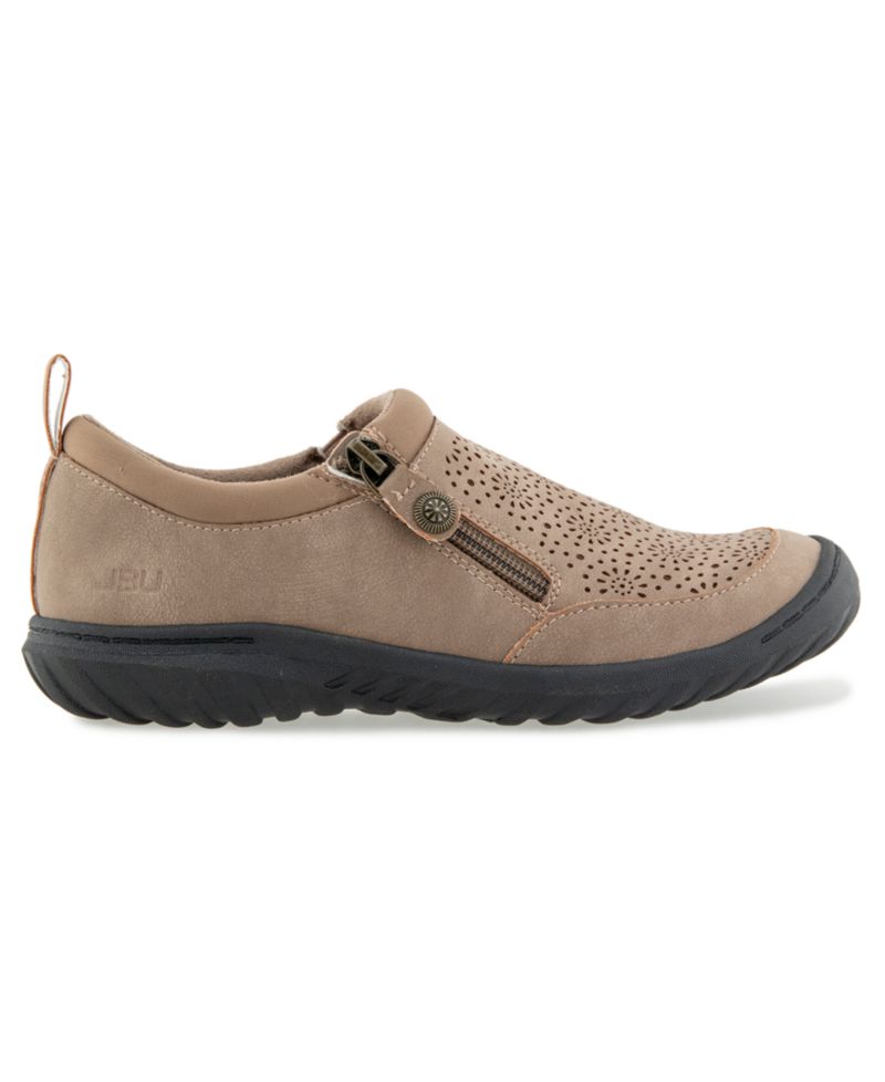 Women's Avery Closed Round Toe Casual Flats