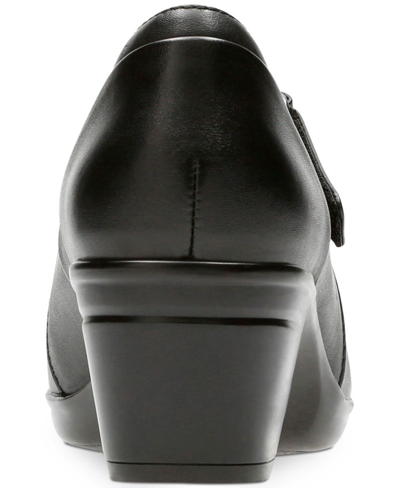 Collection Women's Emslie Lulin Mary Jane Pumps
