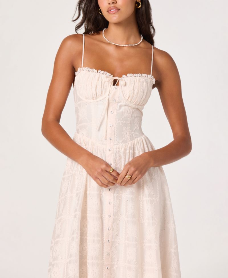 Women's Aubrey Sweetheart Neck Embroidered Eyelet Midi Dress