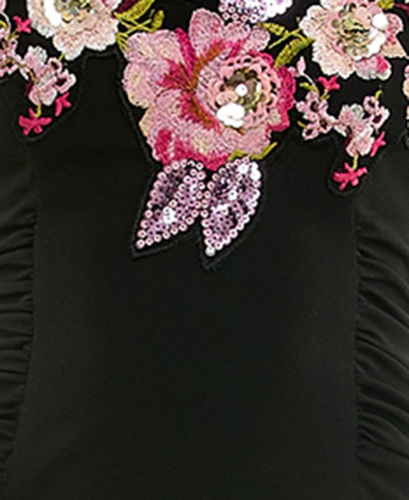 Women's Embroidered Scuba Bodycon Sweetheart Side-Slit Gown