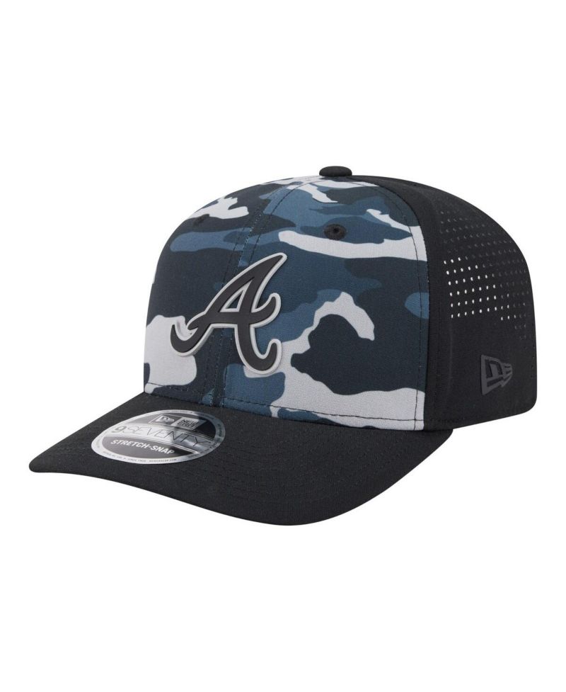 Men's Black Atlanta Braves Tonal Camo 9SEVENTY Stretch-Snap Hat