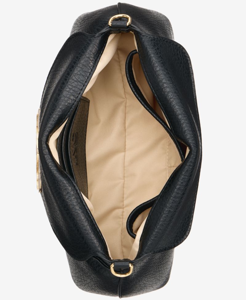 Avahh Sculpted Clutch