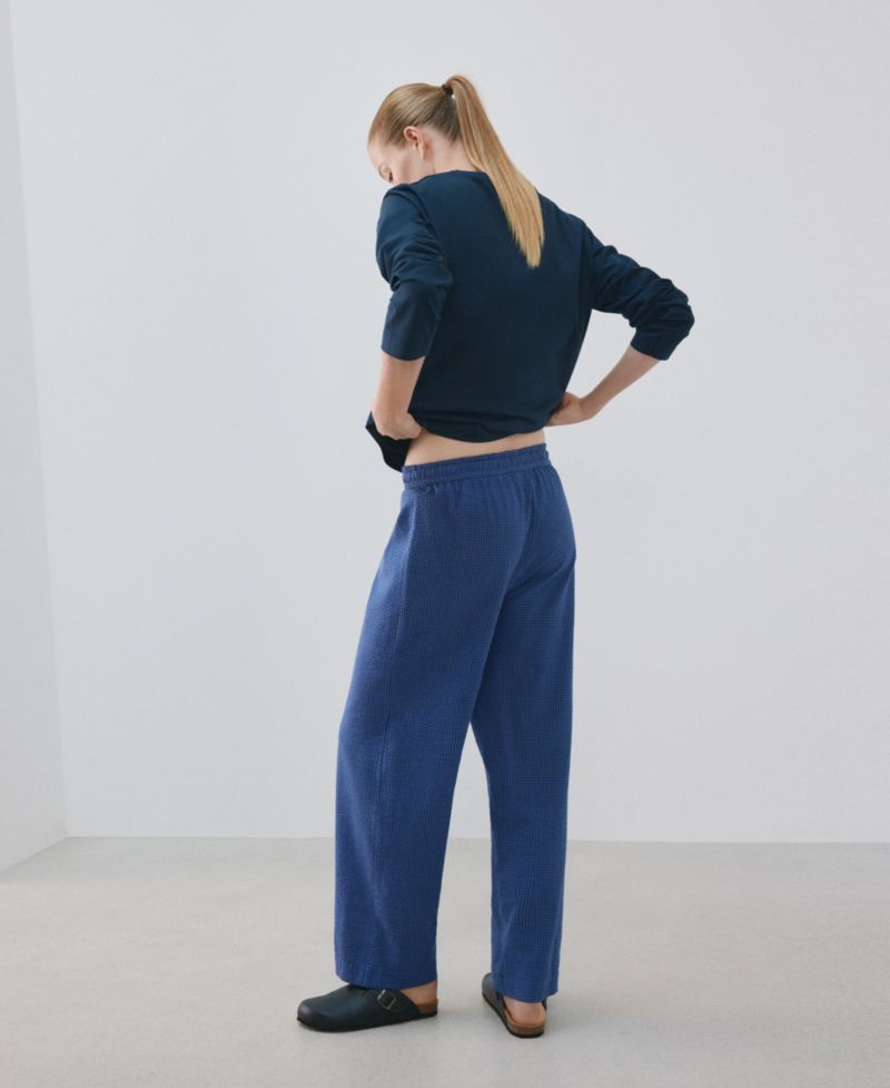 Women's Seersucker Striped Long-Sleeve Two-Piece Pajamas