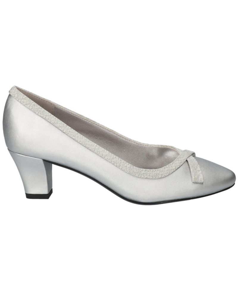 Women's Kata Pumps
