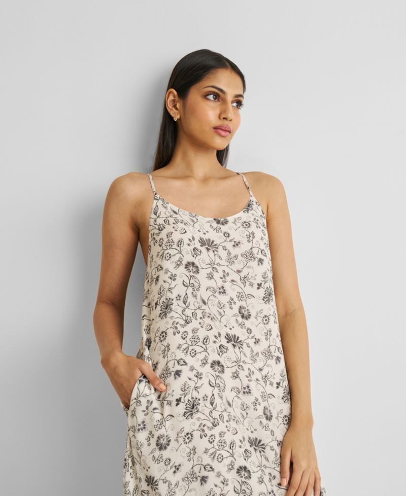 Flowy Maxi Dress