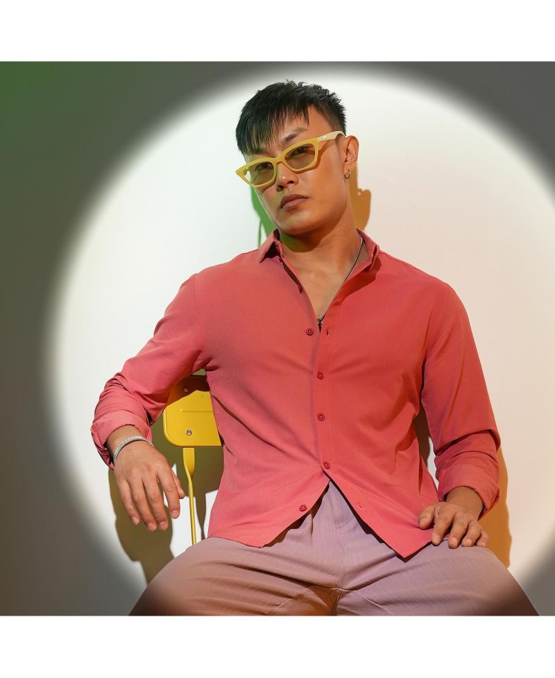 Men's Coral Pink Solid Basic Shirt