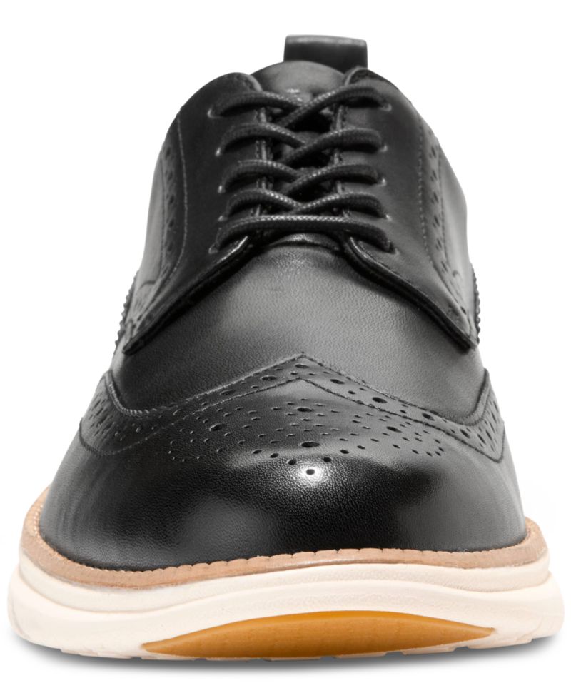 Men's Grand Hurrion Wingtip Oxford Dress Shoe