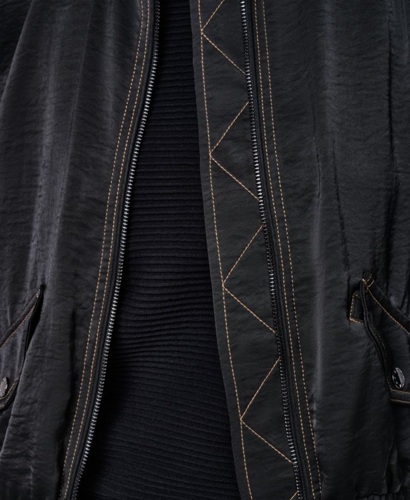 Women's Roll-Tab Contrast Stitch Glazed Jacket
