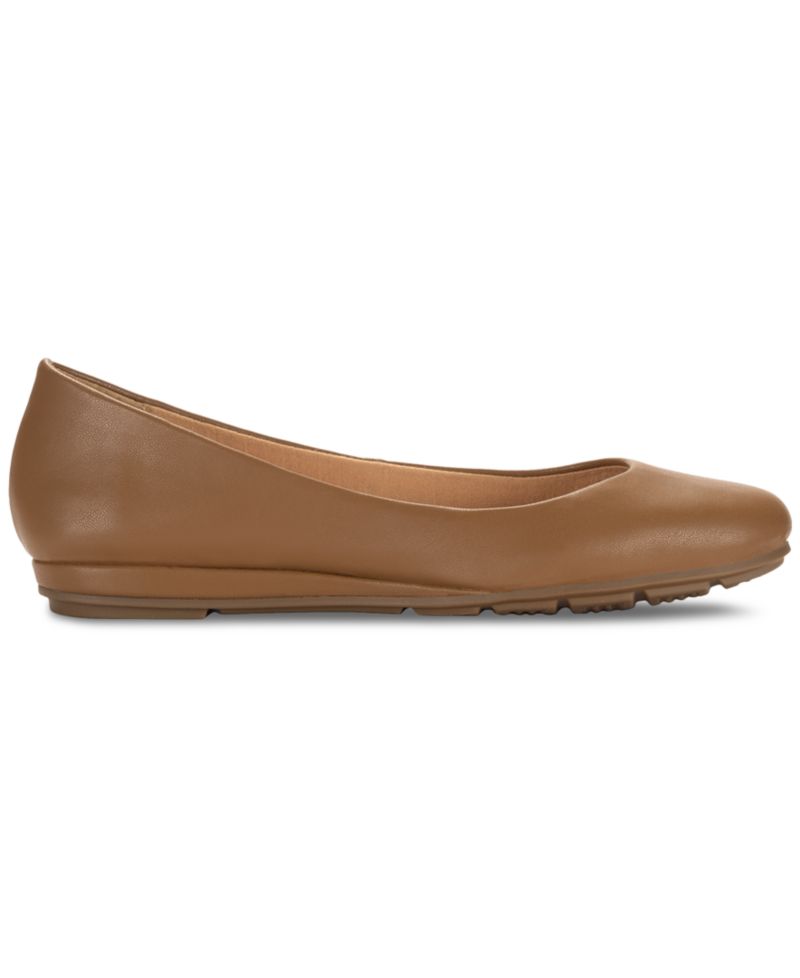 Women's Elsaa Cushioned Insoles Flats