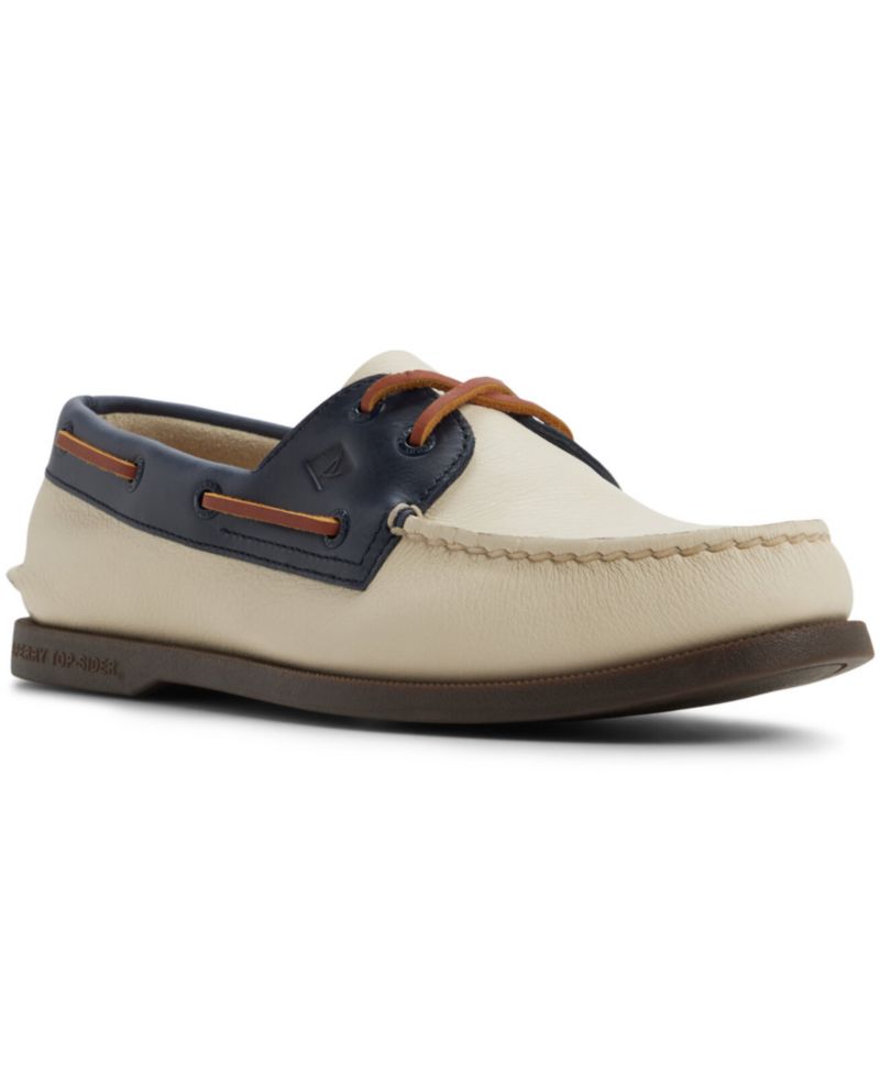 Men's Iconic Silhouette Lace-Up Boat Shoes