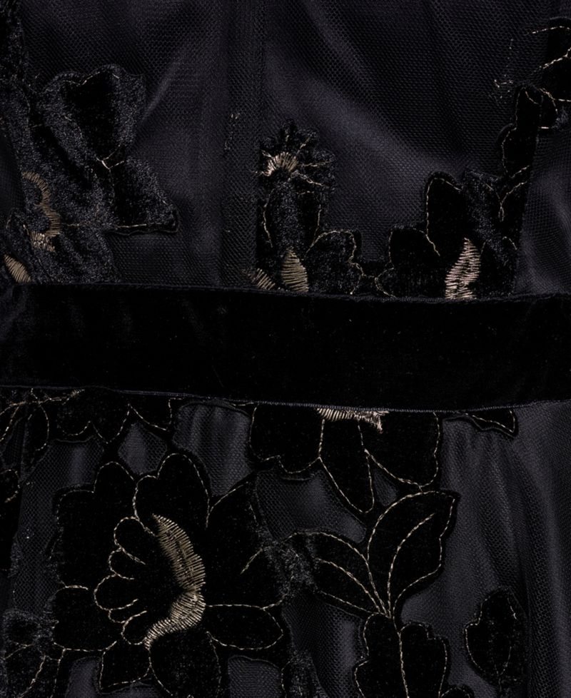 Women's Sleeveless V-Neck Floral-Print Dress