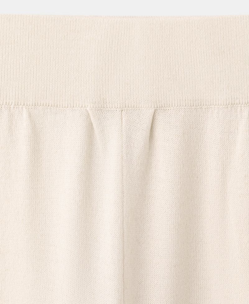 Women's Elastic Waist Straight-Fit Pants