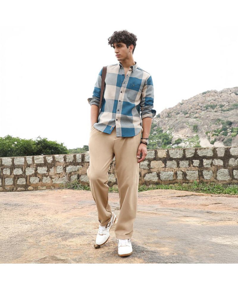 Men's Azure Blue & Off-White Buffalo-Woven Regular Shirt