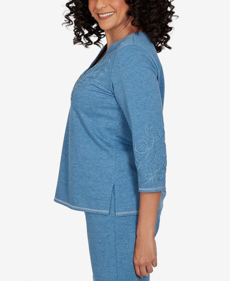 Women's V-Neck 3/4-Sleeve T-Shirt