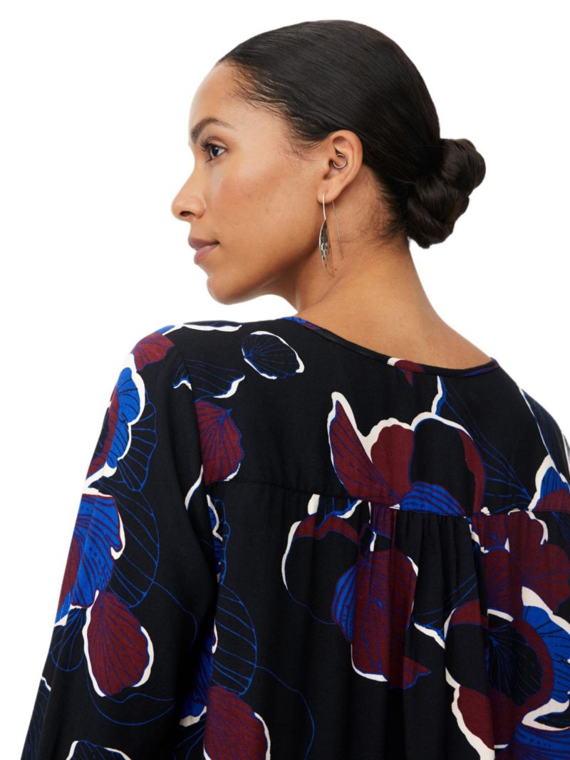 Women's Belsanu Round Neck Long Sleeve Blouse