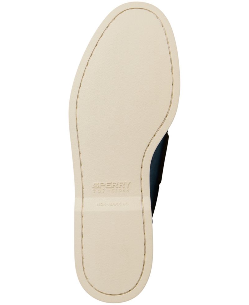 Men's Iconic Silhouette Lace-Up Boat Shoes