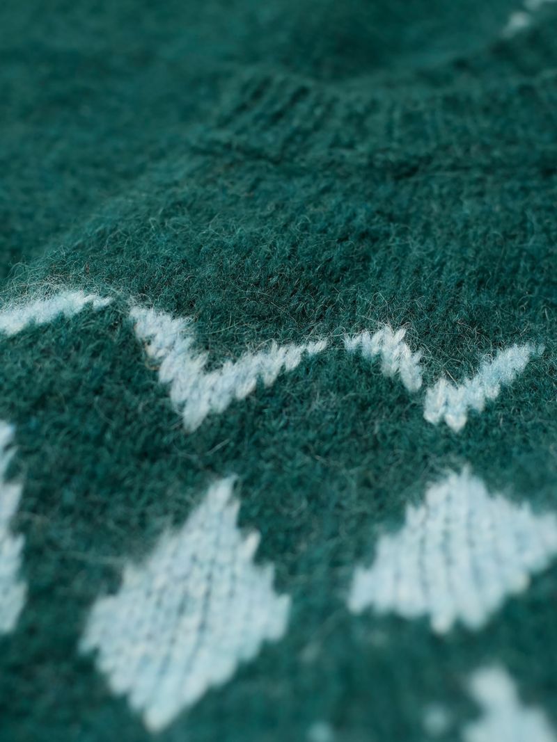 Women's Lofty Diamond Yoke Sweater