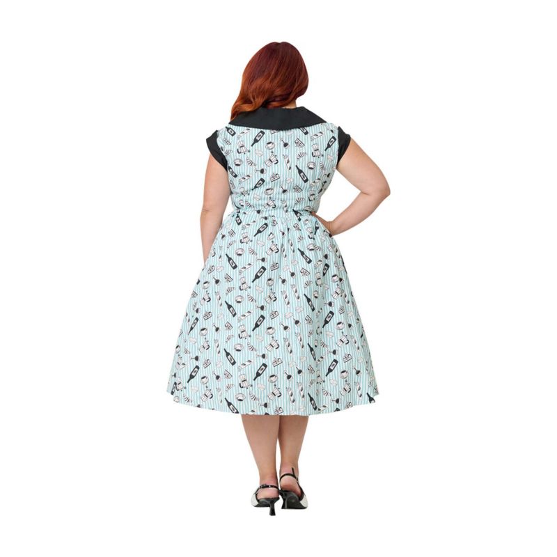 Women's Plus Size Cafe Swing Dress