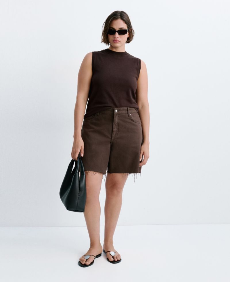 Women's Frayed Hem Straight Bermuda Shorts
