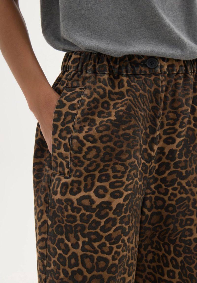 Women's Jack Barrel Leg Pull On Trouser