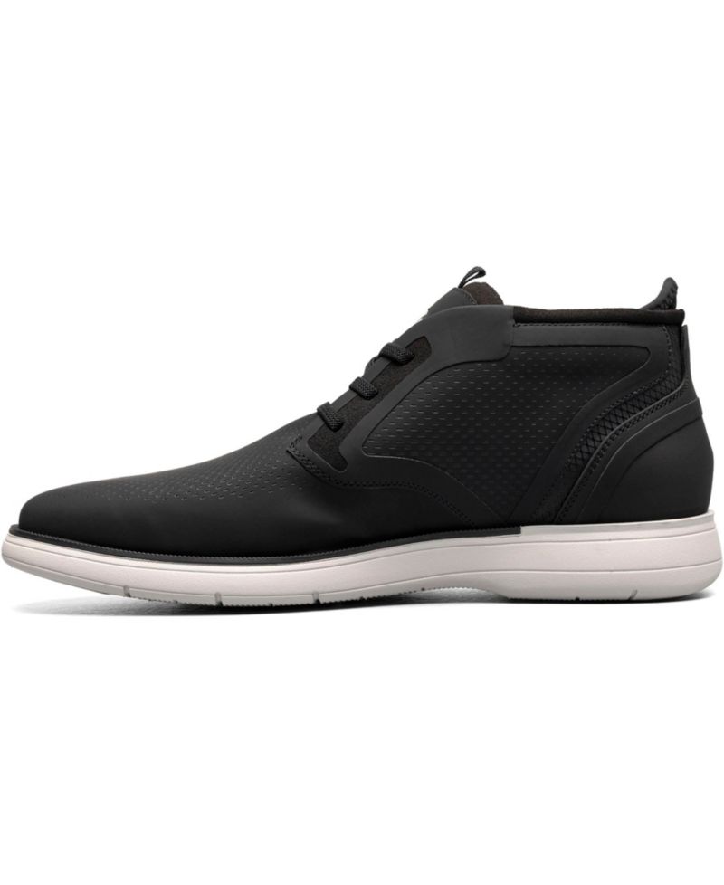 Men's Eastmont Almond Toe Chukka Boots