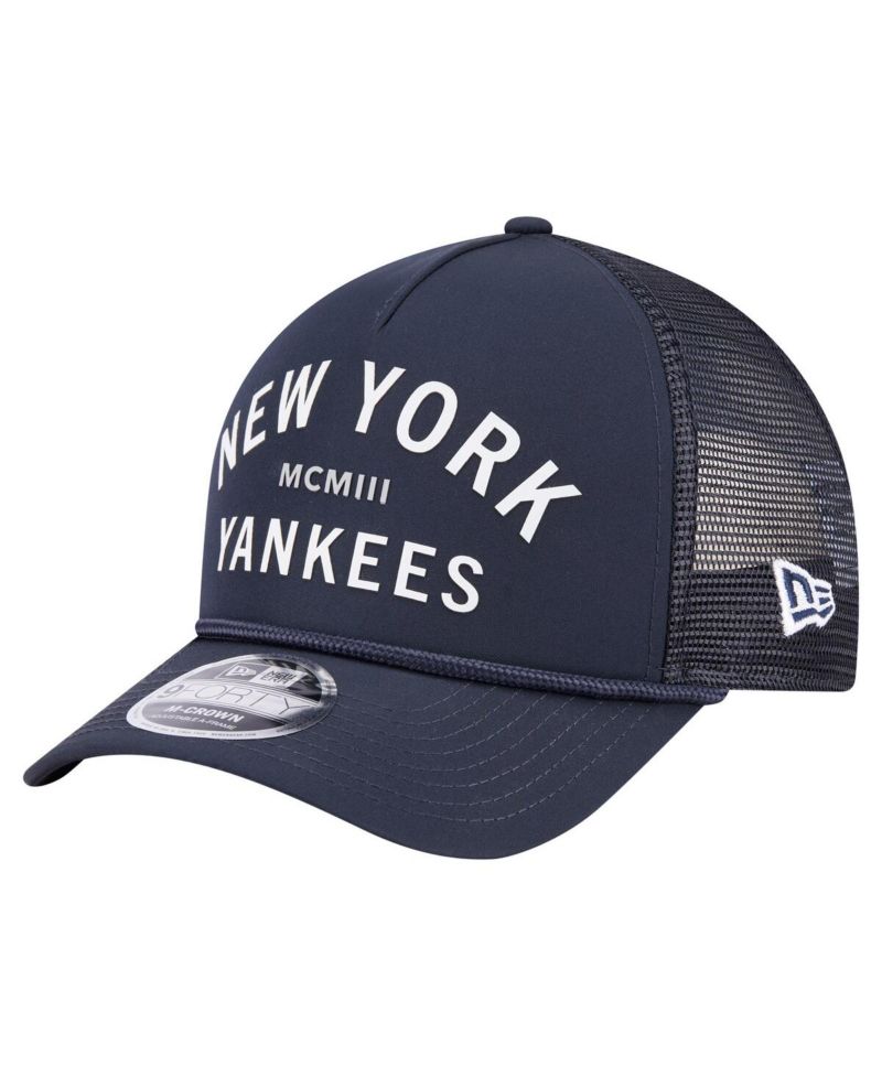 Men's Navy New York Yankees Minimalist 9FORTY A-Frame Adjustable Hat