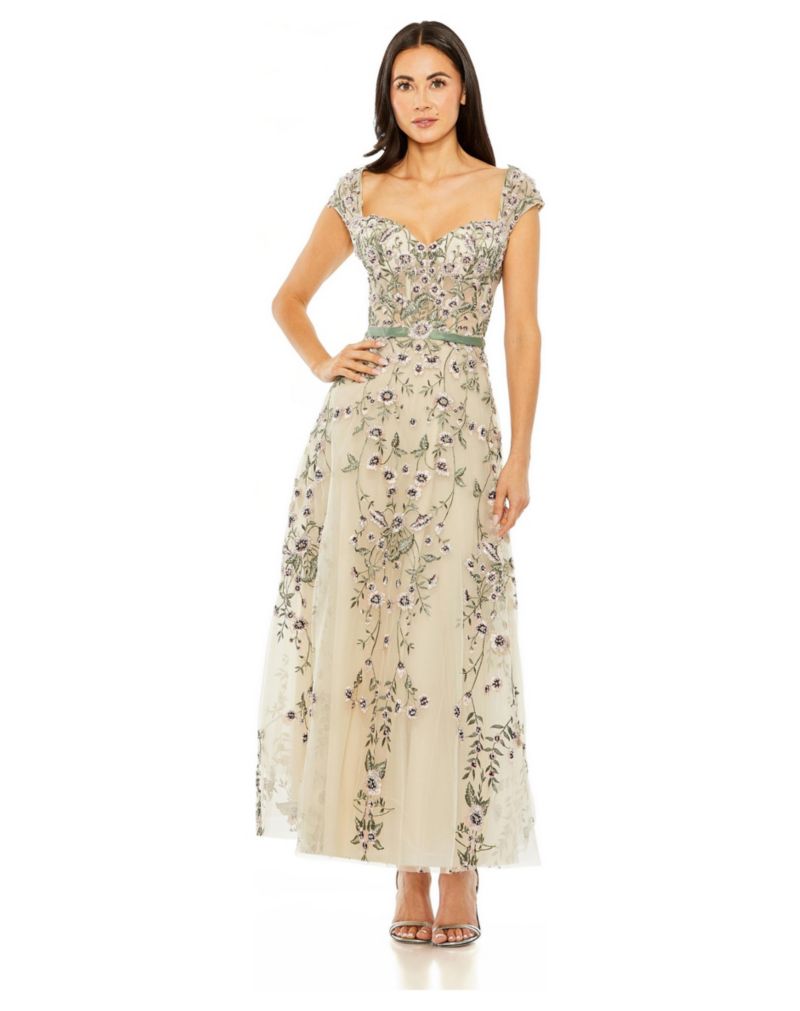 Women's Floral Embroidered Sweetheart Neckline Dress