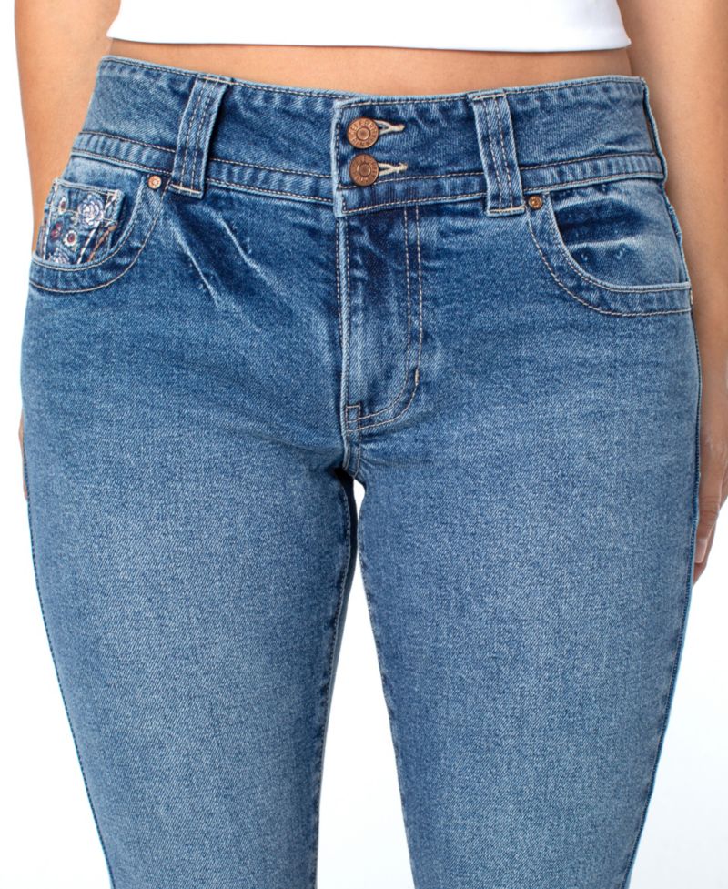 Juniors' Embroidered Flap-Pocket Flare-Leg Jeans