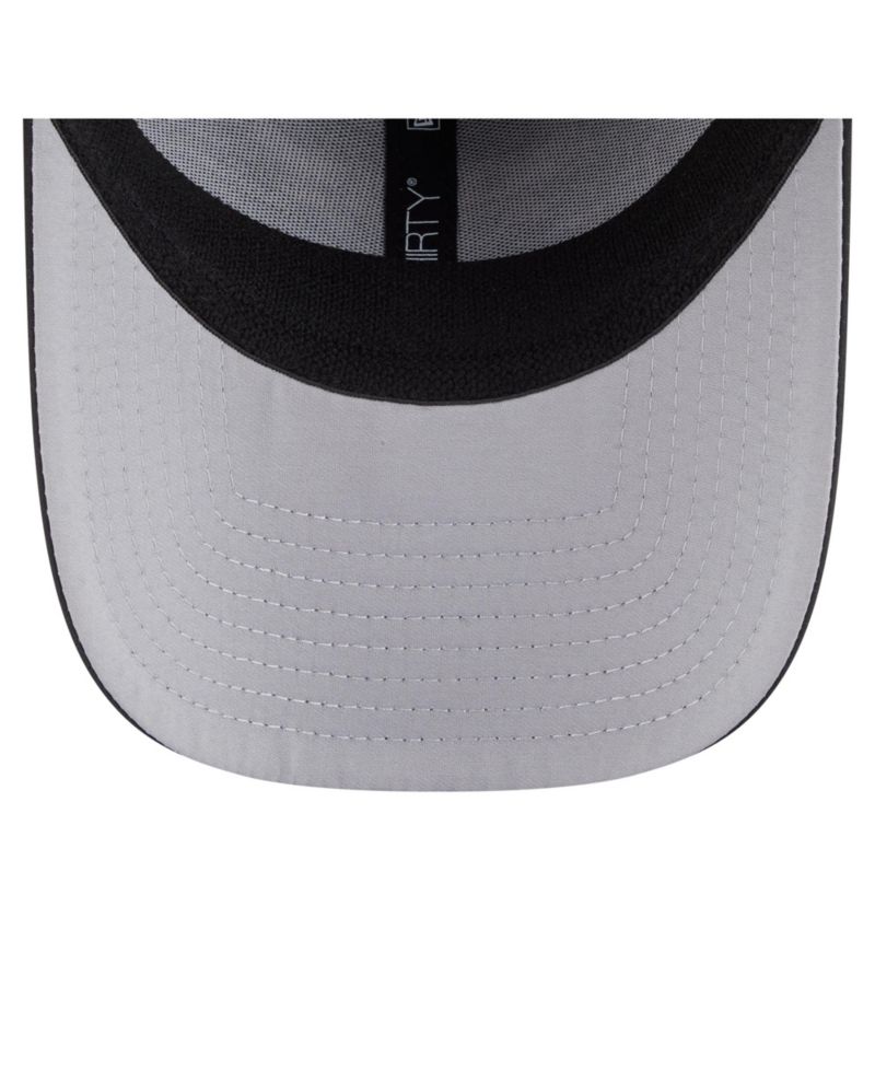 Men's Black Chicago Bulls Featherweight Poly Rope Flex 39Thirty Hat
