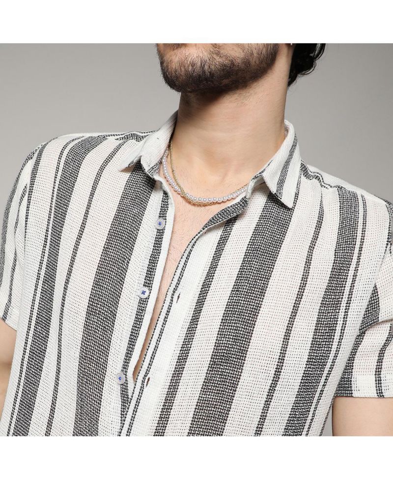 Men's White & Grey Unbalanced Striped Woven Shirt