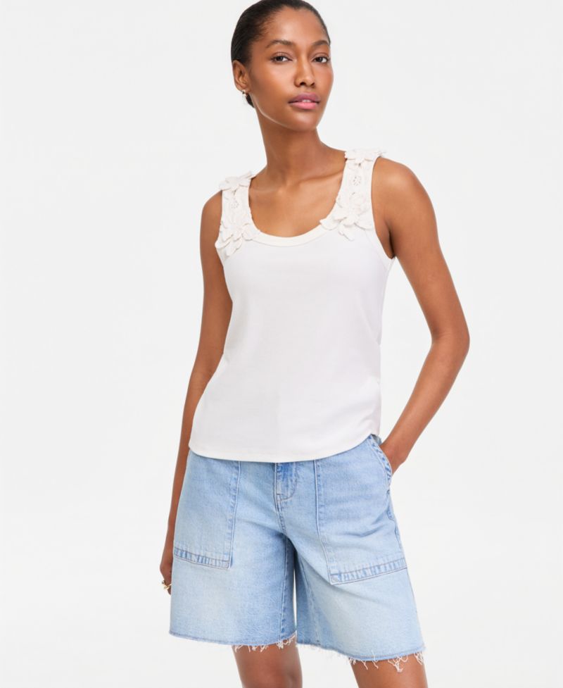 Women's Scoop-Neck Floral Crochet Tank Top