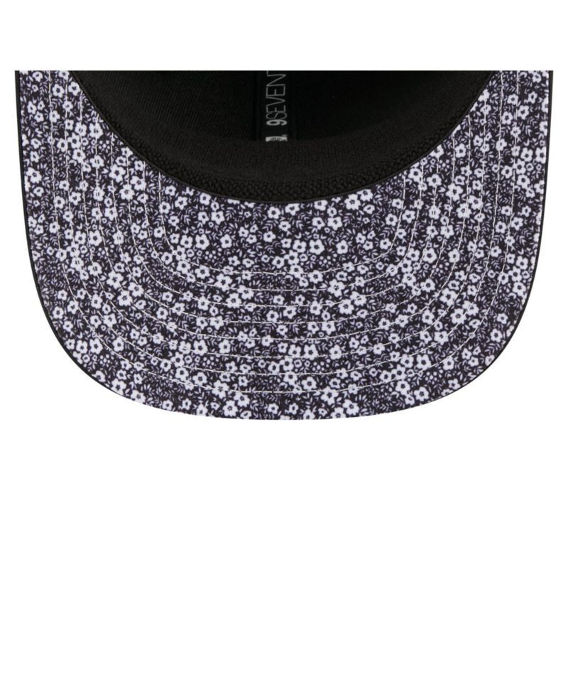 Men's Black San Diego Padres Floral Patch 9SEVENTY Adjustable Hat