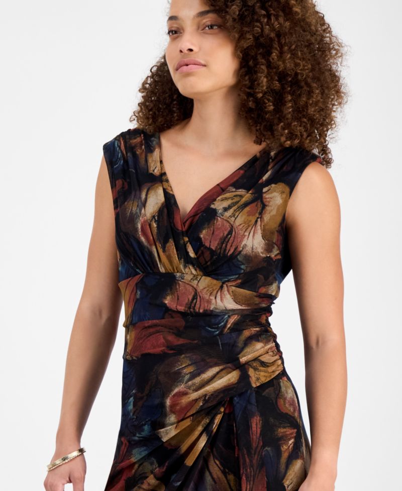 Petite Printed V-Neck Sleeveless Dress
