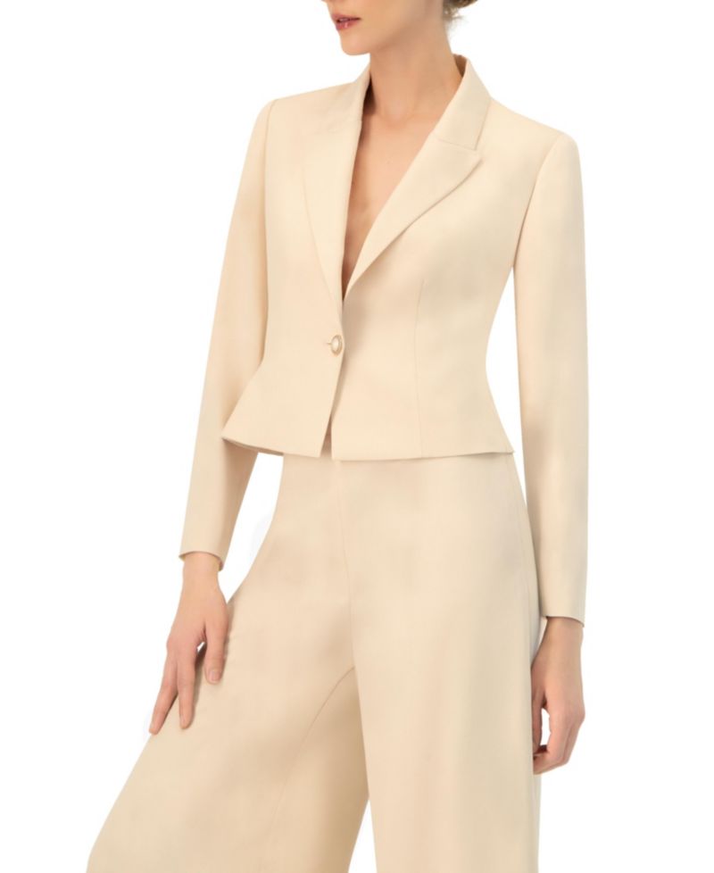 Women's Tailored Single-Button Blazer
