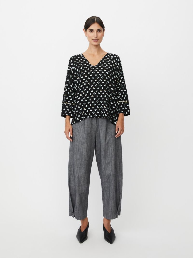 Women's Beniko V-Neck Printed Blouse
