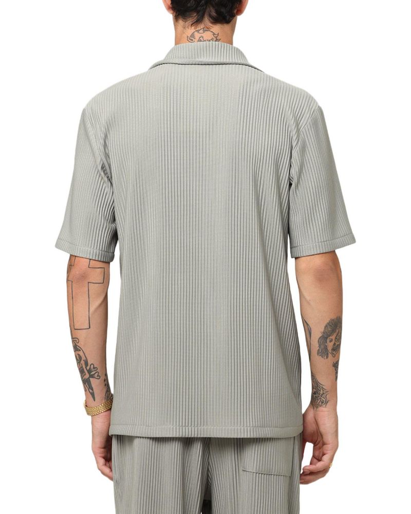 Men's Pleated Button Up Shirt - Olive M