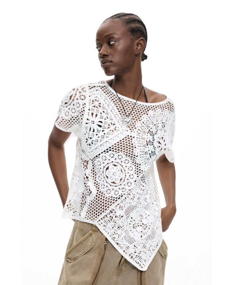 Women's Asymmetric crochet t-shirt