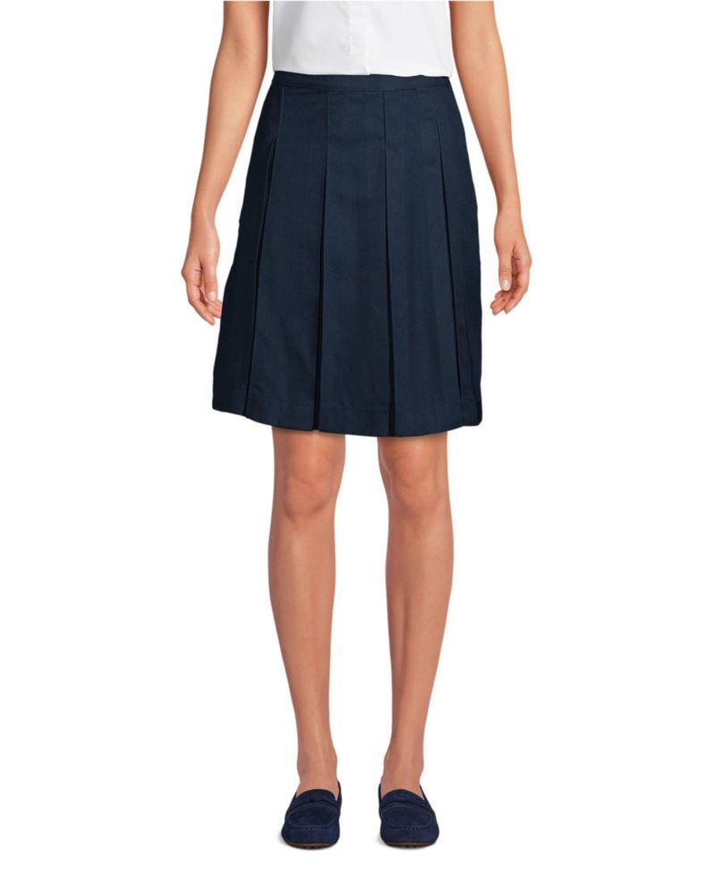 Women's Box Pleat Skirt Top of Knee