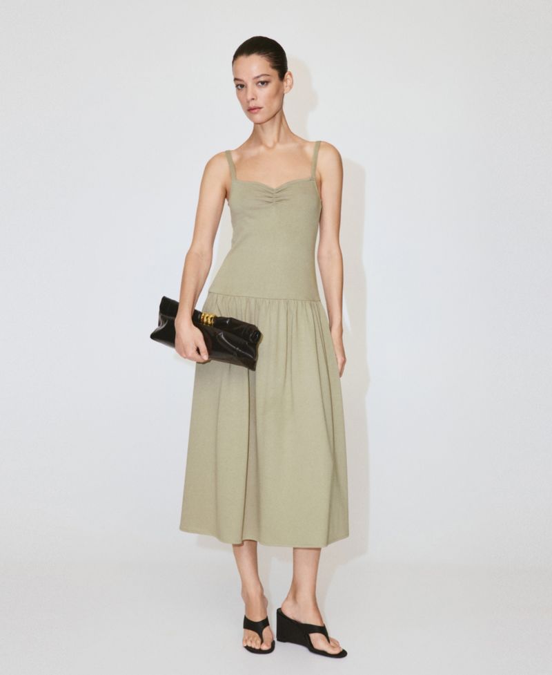 Women's Ruched Neckline Full Dress