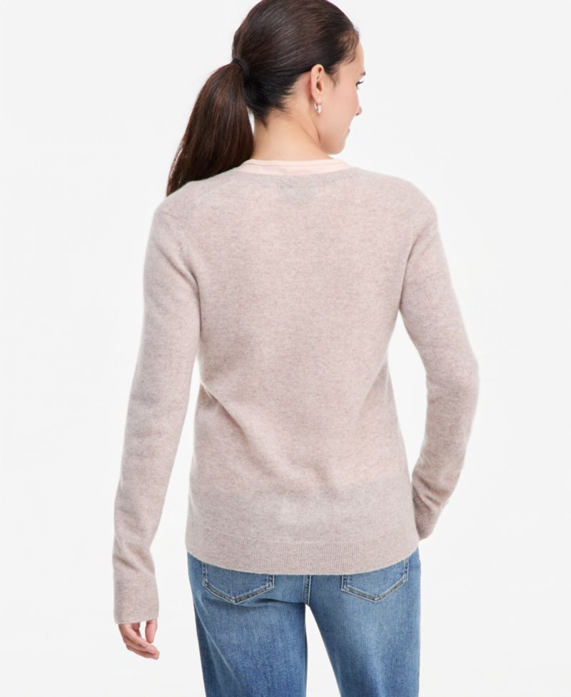 100% Cashmere Petite V-Neck Long-Sleeve Sweater