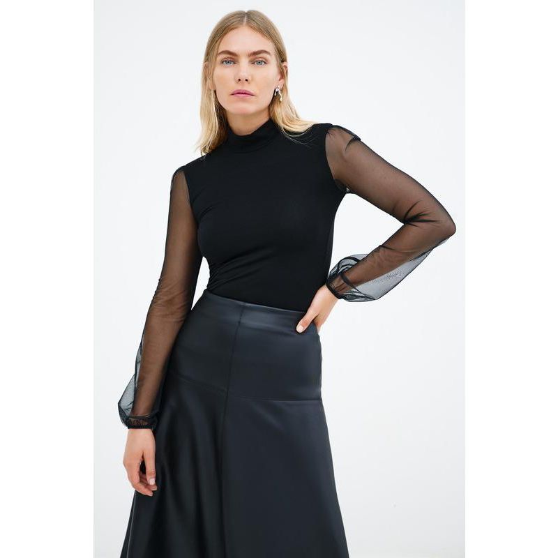 Women's Liv Fitted Mock-Neck Mesh-Sleeve Top